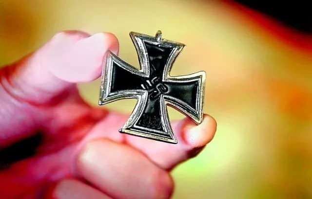 Krzyż Wehrmachtu: historia i znaczenie kontrowersyjnego symbolu
