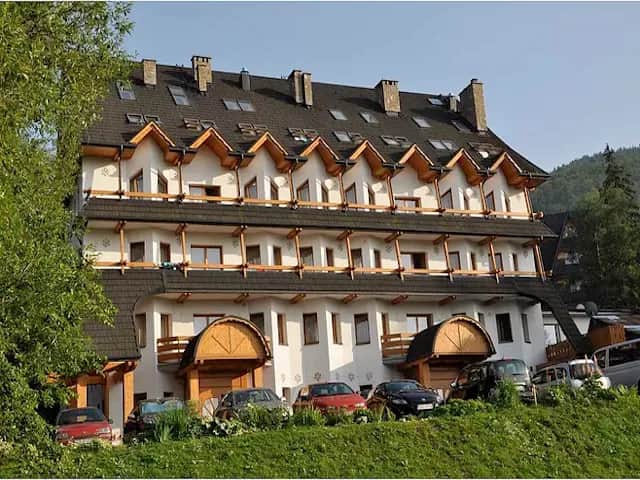 Sanatoria w Zakopanem: Kompleksowa Rehabilitacja w Górach