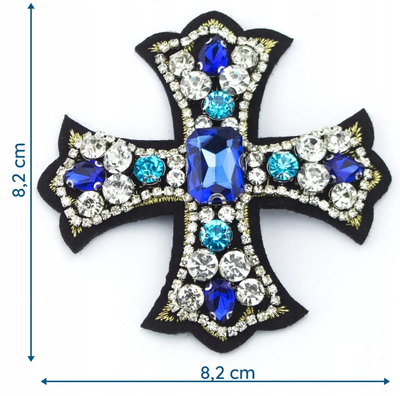 Naszywki krzyże: rodzaje, znaczenie i zastosowanie w modzie