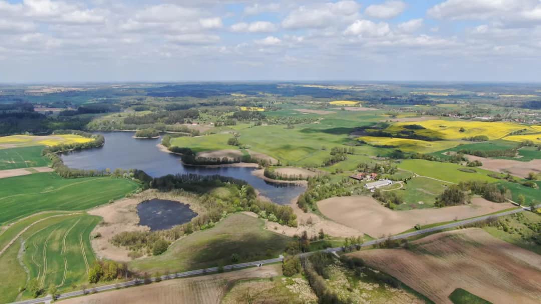 Rezerwat przyrody Jezioro Łuknajno - tajemnice fauny i flory w sercu Mazur